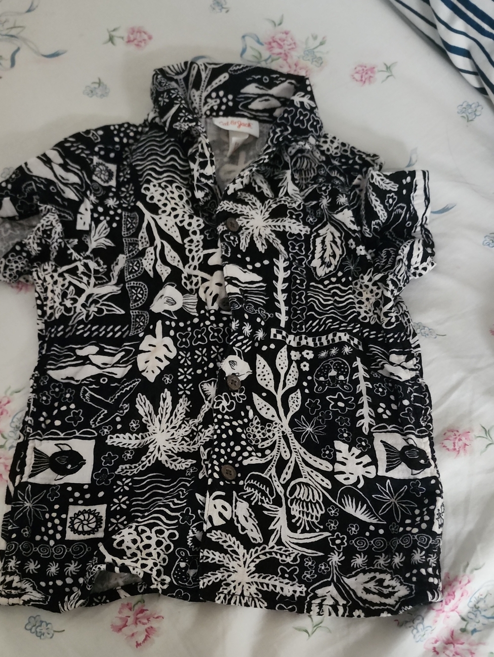 Black & White Tropical Print Button-Up Shirt